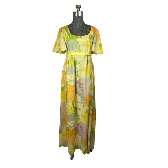 Dresses & Skirts - 1960s floral maxi dress with angel sleeves incl veil hat Size S